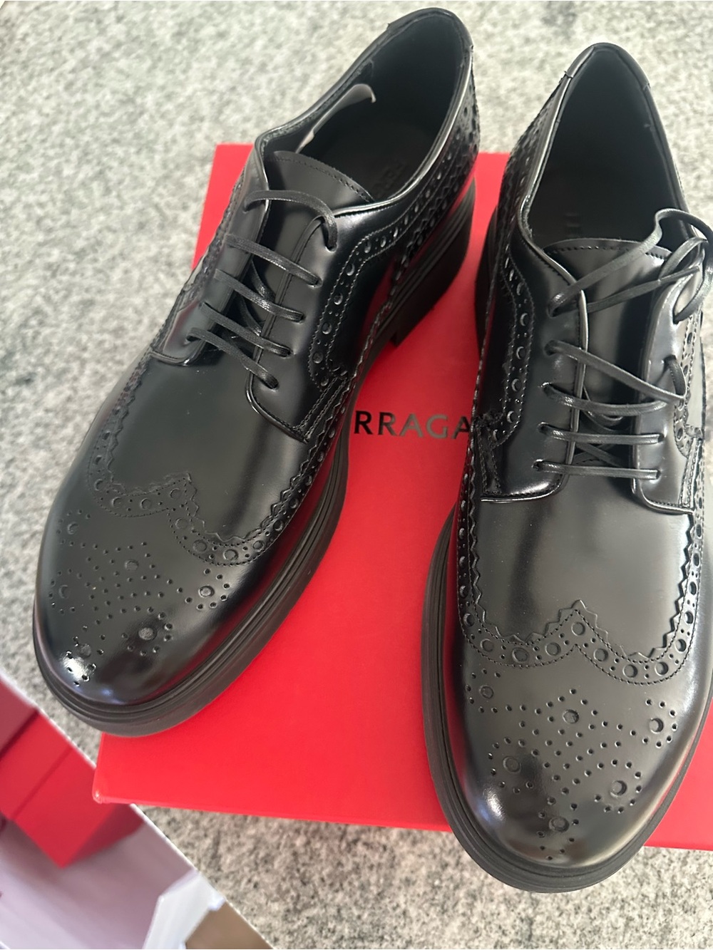 New Black Leather Salvatore Ferragamao Wingtip Dress Shoes - Men